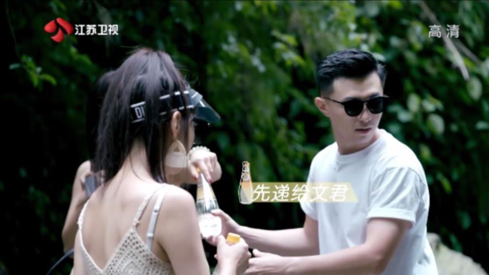 为什么胆子比较小的男生不敢牵女朋友的手?-你问我答平台,提供专业问题解答